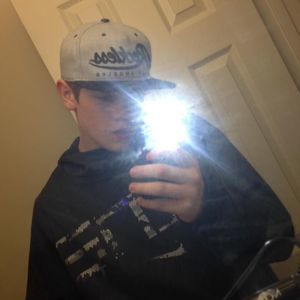 Meet your Posher, Carl